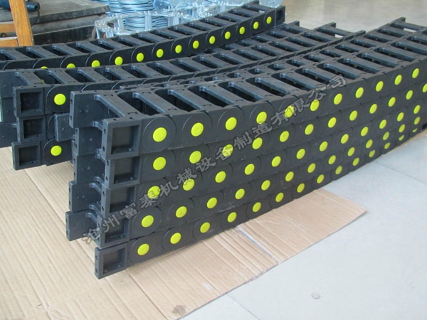 塑料尼龍拖鏈